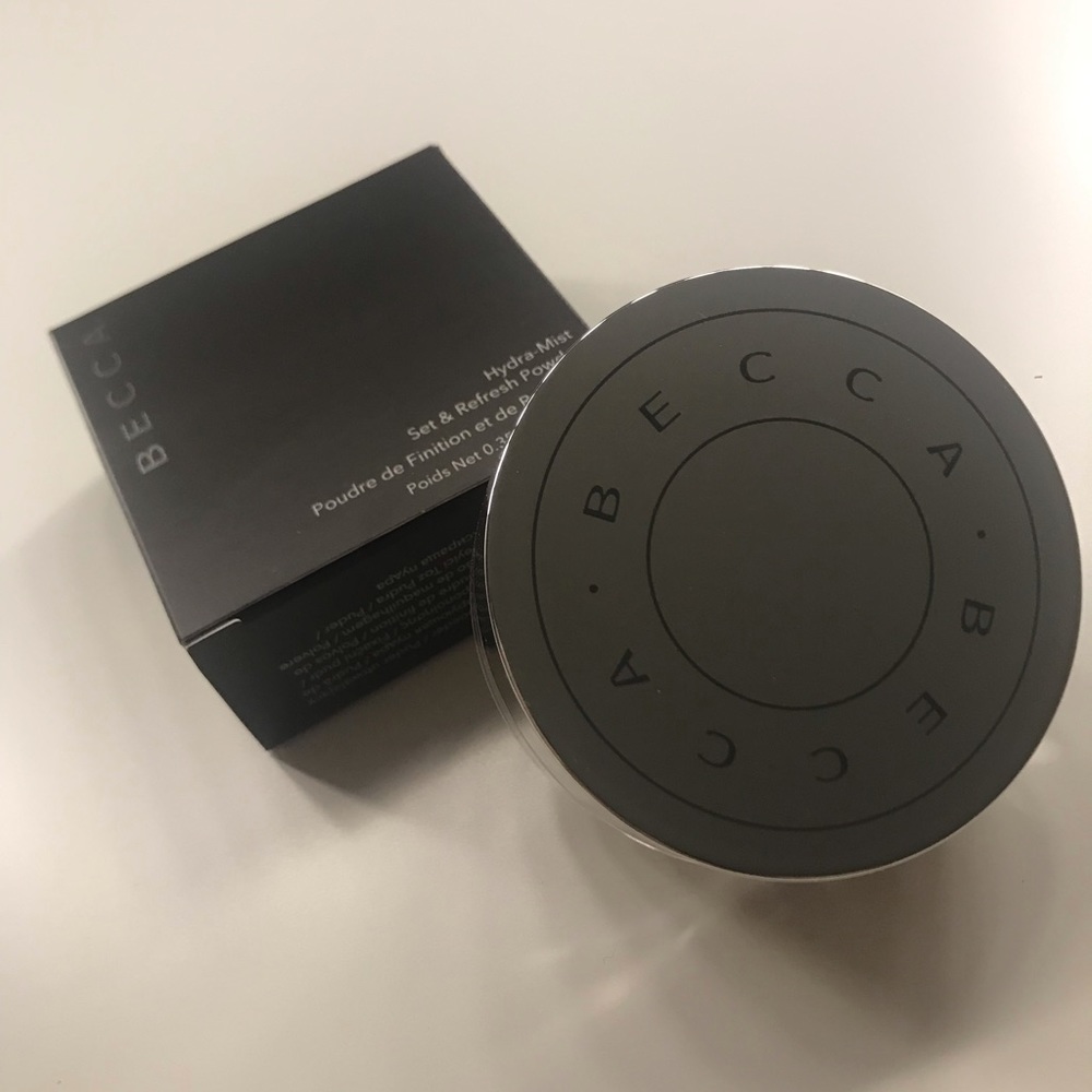 BECCA Hydra mist setting powder in translucent